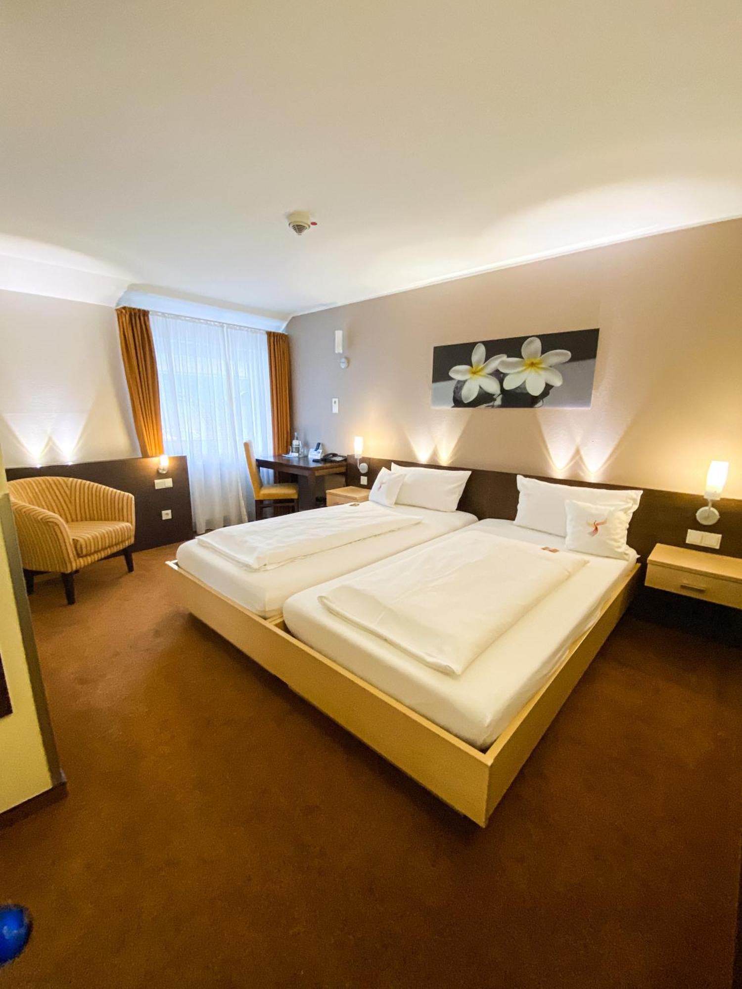 Phoenix Hotel Bergneustadt Εξωτερικό φωτογραφία