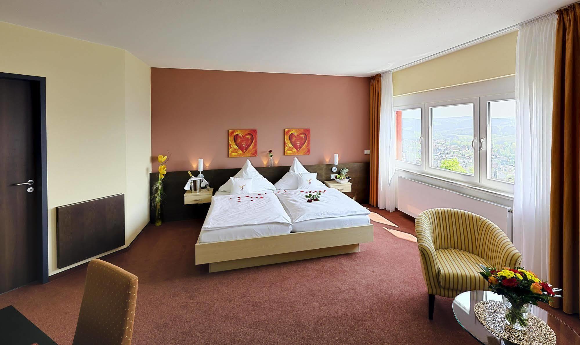 Phoenix Hotel Bergneustadt Εξωτερικό φωτογραφία